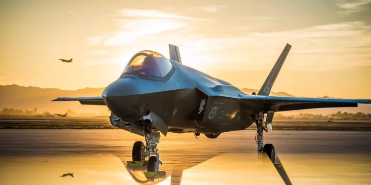 F-35 Vs. F-15EX: ¿En qué se diferencian?