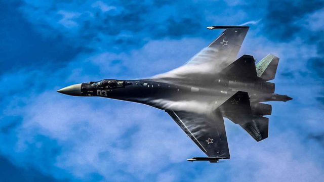 Su-35: El mejor avión de combate de Rusia está muriendo lentamente