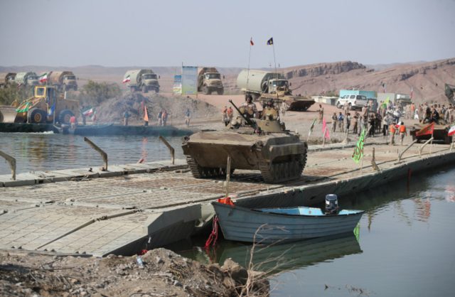 Irán realiza simulacros militares en la frontera con Azerbaiyán