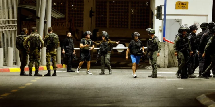 Fuerzas especiales israelíes registran domicilio de sospechoso de un atentado en Jerusalén