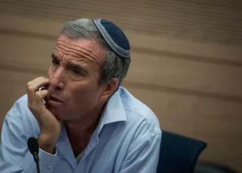 El ministro de Inteligencia encabezará la delegación israelí en la UE en lugar de Lapid