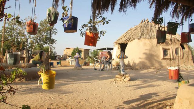 Kibbutz Lotan: El transformador retiro en el desierto de Israel