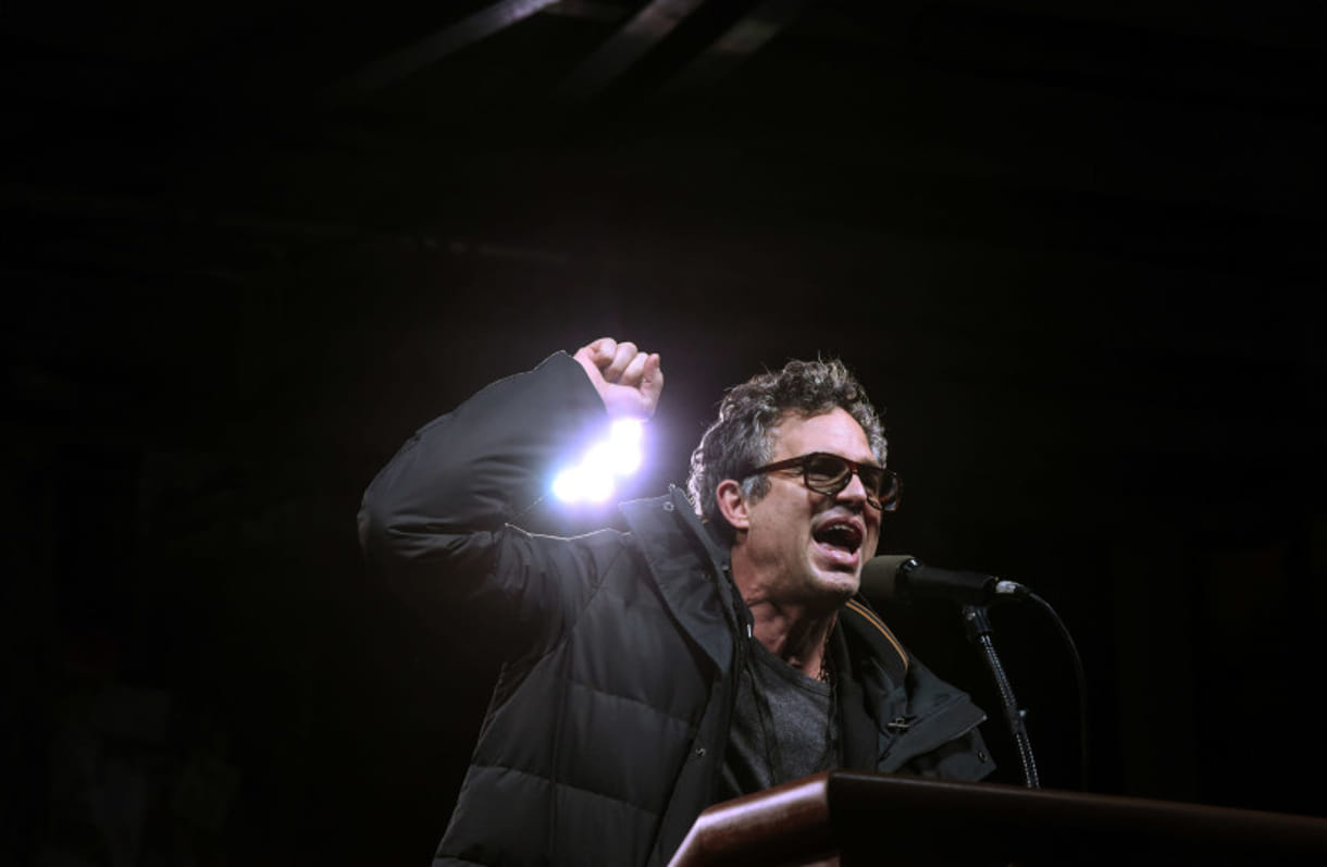 Mark Ruffalo tuitea en contra de la definición de antisemitismo de la IHRA