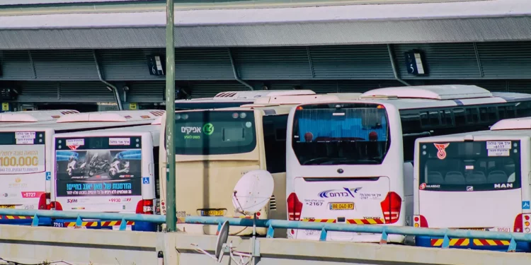 Cuatro grupos elegidos para el programa piloto de autobuses autónomos