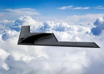 El bombardero furtivo B-21 está diseñado para atravesar las defensas aéreas de China