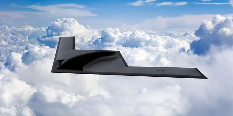 El bombardero furtivo B-21 está diseñado para atravesar las defensas aéreas de China