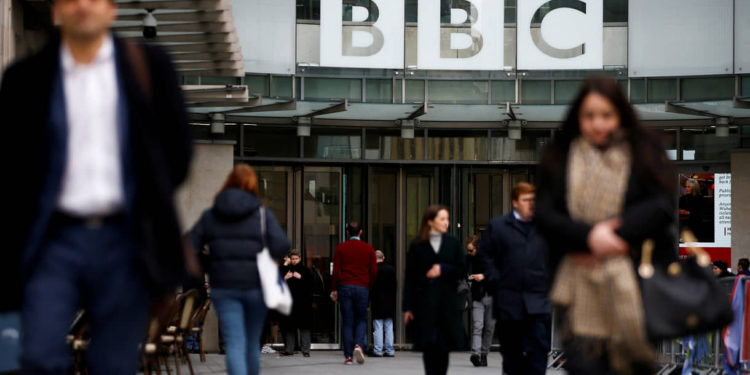 La BBC se disculpa por la “inaceptable” gestión del sesgo antiisraelí