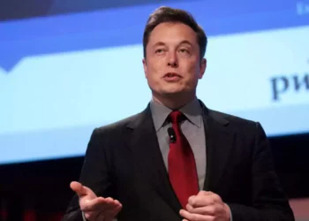 180 ONG piden a Elon Musk que adopte la definición de antisemitismo de la IHRA