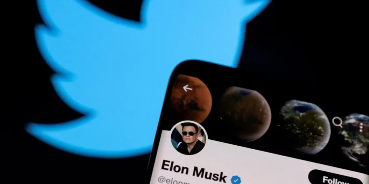 Elon Musk recortará hasta la mitad de la plantilla de Twitter