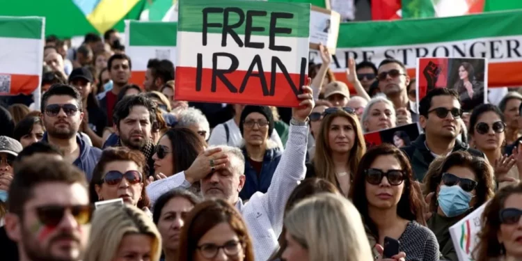 Aumentan las protestas en el Kurdistán iraní tras una nueva muerte