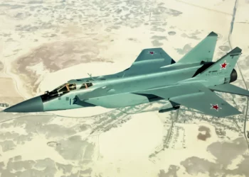 Rusia despliega MiG-31K con misiles hipersónicos en la frontera europea