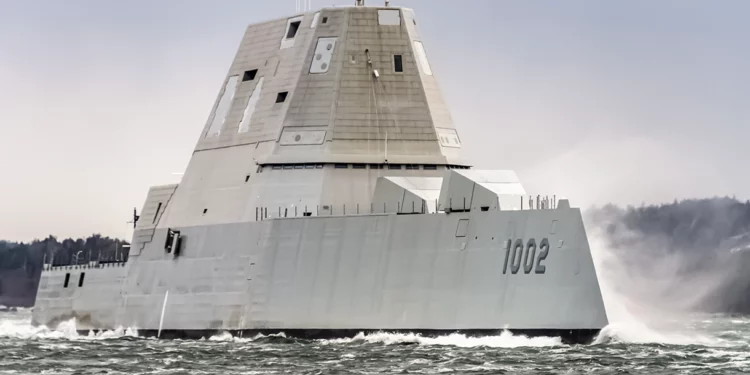 Los destructores Zumwalt dispararán misiles hipersónicos