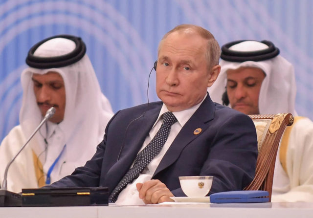 Putin firma ley para movilizar a rusos que hayan cometido delitos graves