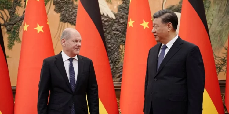 Xi y Scholz condenan las amenazas sobre el uso de armas atómicas en Ucrania