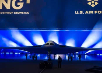 EE.UU. presenta el B-21 Raider: ¿Un mensaje para China y Rusia?