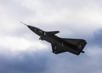 Avión de combate no tripulado turco realiza su primer vuelo