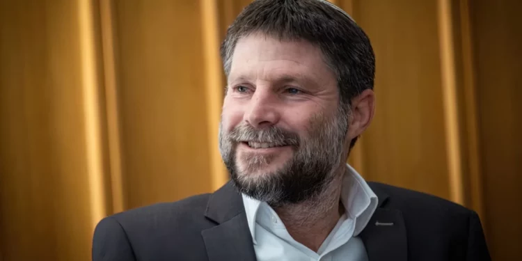 Smotrich redobla la apuesta por modificar la Ley del Retorno