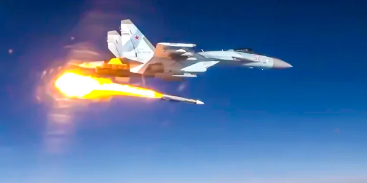 Rusia recibe el lote “más avanzado” de cazas Sukhoi Su-35S