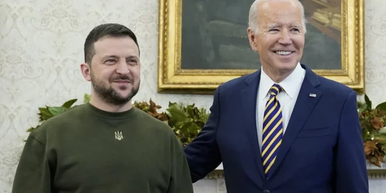 Voldomyr Zelenskyy fue utilizado por Joe Biden como peón