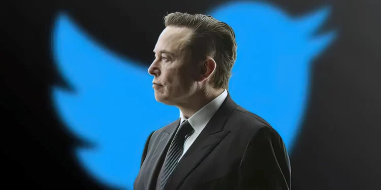 Elon Musk y la OMS discuten en Twitter