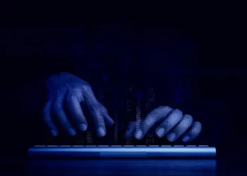 Joven israelí accede a información confidencial de las FDI a través de un sitio web militar
