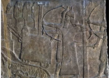 Descubrimiento arqueológico en Irak revela las puertas de un antiguo palacio