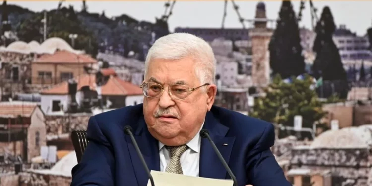 Abbas firma un decreto que penaliza la negación de la ficticia “Nakba”