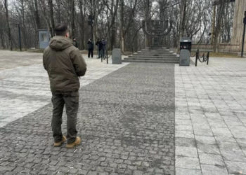 Zelensky conmemora el Día de la Memoria del Holocausto en Babyn Yar