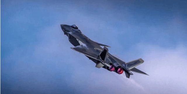 J-20 vs F-35: China publica un posible video del enfrentamiento entre cazas furtivos 