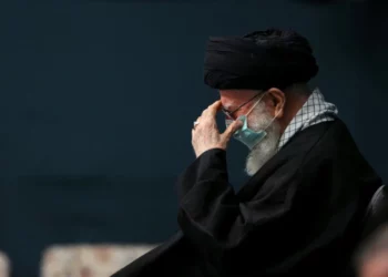 Funcionarios del CGRI insinúan una división en el liderazgo iraní