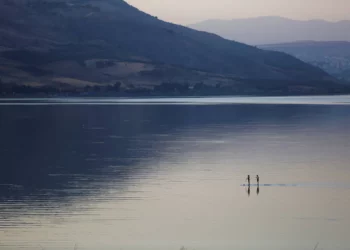 Israel rellena el lago Kinneret y abastece a Jordania en el proceso