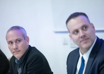 El ministro de Cultura ordena a las ciudades periféricas que cesen los eventos en Shabat lanzados por su predecesor