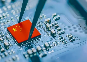 La prohibición de microchips de Biden frena los esfuerzos de China por fabricar armas con IA