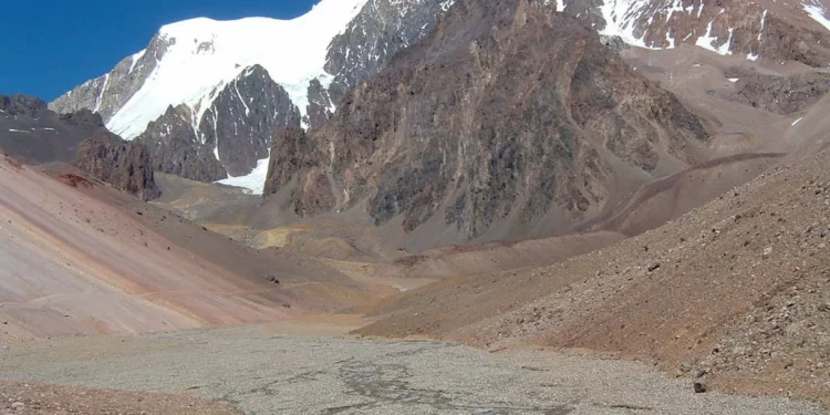 Encuentran el cadáver bien conservado de una alpinista tras 42 años desaparecida en Argentina