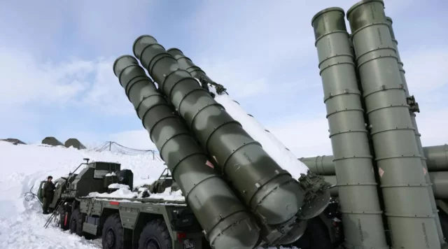 Rusia desplegará el “misil naval” S-400 en un buque de guerra