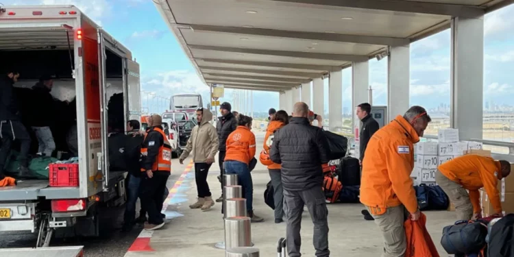 United Hatzalah de Israel parte hacia Turquía para proporcionar ayuda tras el terremoto