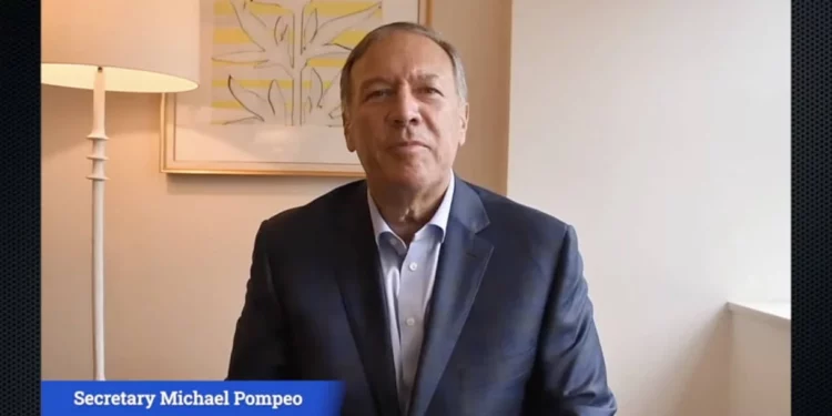 Mike Pompeo llama “terrorista conocido” al presidente de la Autoridad Palestina