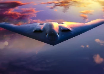 El bombardero furtivo B-2 sigue siendo una potencia en el cielo