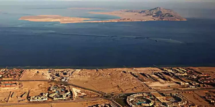 El Mar Rojo es una versión más joven y pequeña del Océano Atlántico