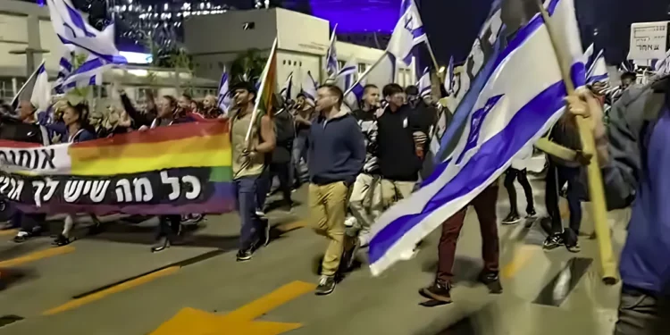 Protestas y disturbios en todo Israel