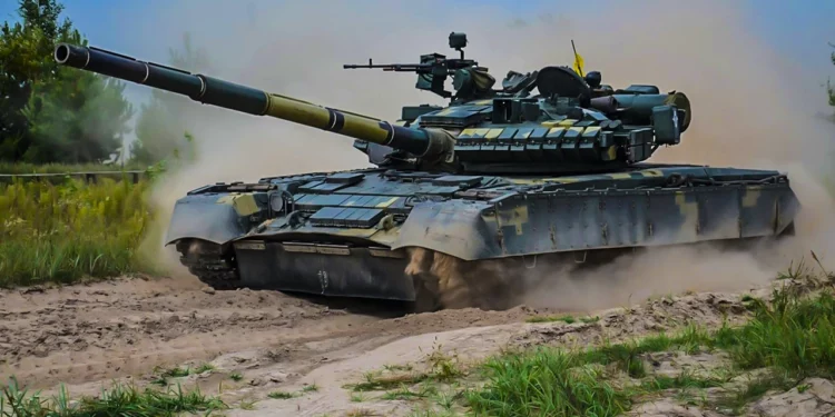 Pakistán evalúa enviar tanques soviéticos T-80 a Ucrania