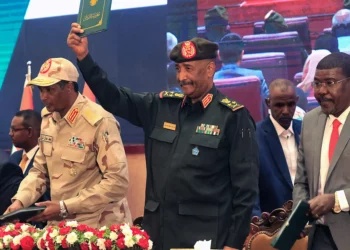 Generales sudaneses en Israel: negociación para el alto el fuego