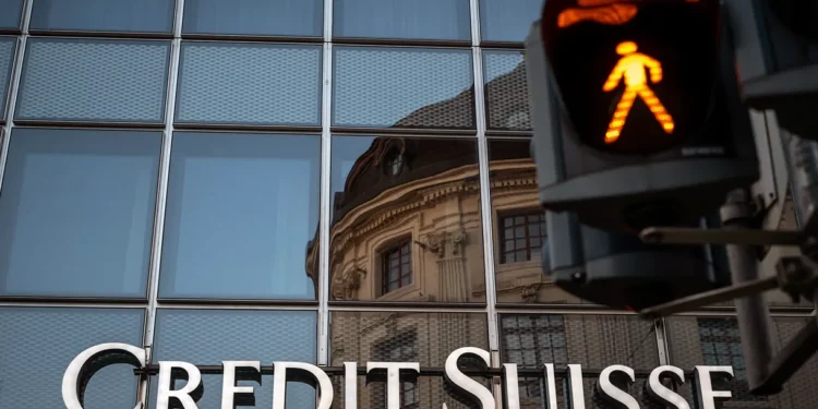 Grupo judío critica a Credit Suisse por despido de investigadores