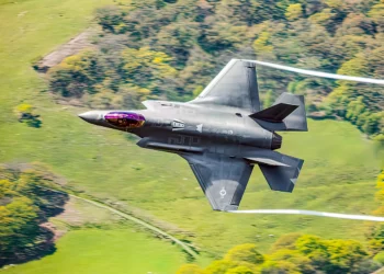 Fuerza Aérea Rumana moderniza flota con F-35 para enfrentar amenazas regionales