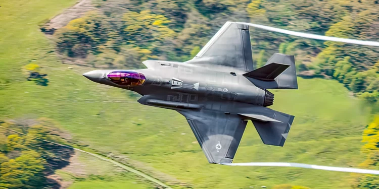 Fuerza Aérea Rumana moderniza flota con F-35 para enfrentar amenazas regionales