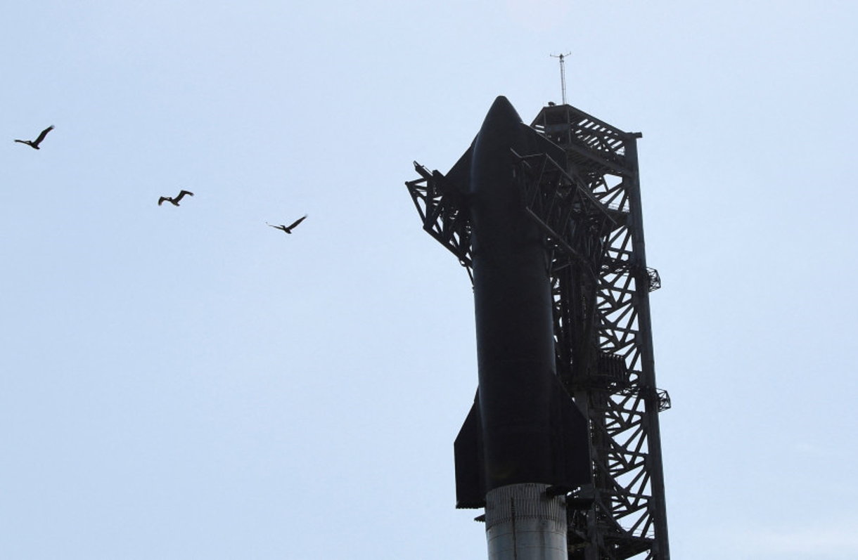 SpaceX pospone el primer vuelo de prueba del cohete Starship por problemas técnicos