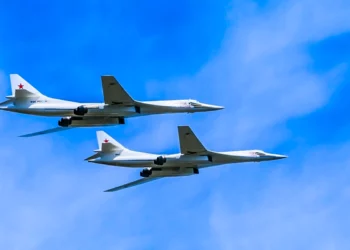 Bombarderos Tu-22M3 rusos sobrevuelan mares de Japón y Okhotsk en entrenamiento