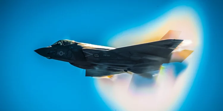 F-35C: ¿El mejor caza furtivo de quinta generación?