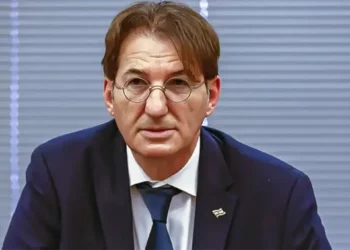 Netanyahu evalúa a Boaz Bismuth como embajador en Francia