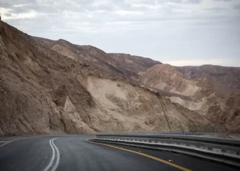 Carreteras reabiertas hacia Eilat tras intensas lluvias e inundaciones en Israel